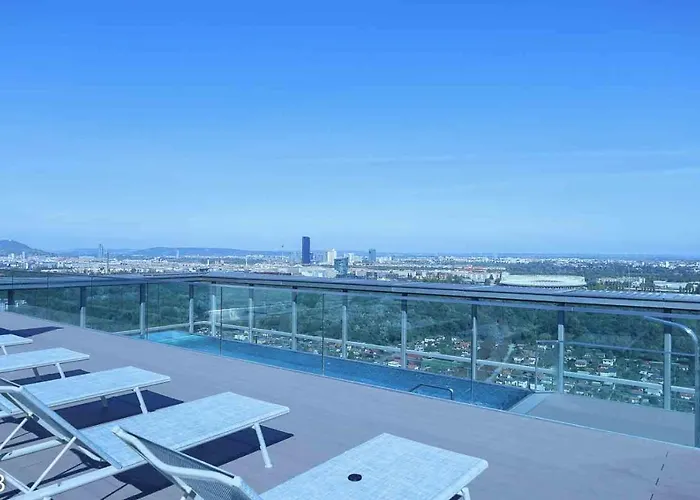 Superior & Rooftop Pool *