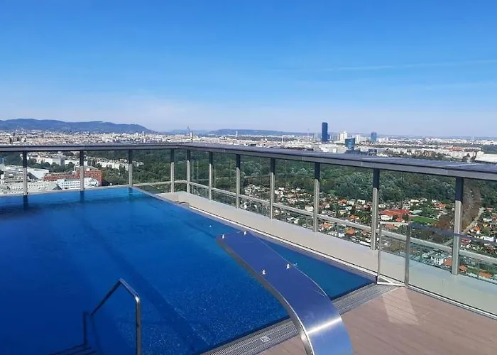 Superior & Rooftop Pool Wien