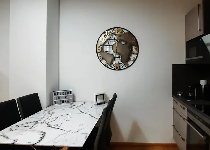 Apartment Superior & Rooftop Pool Wien